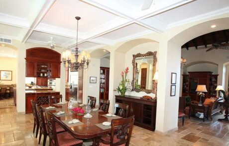 Seaclusion dining area